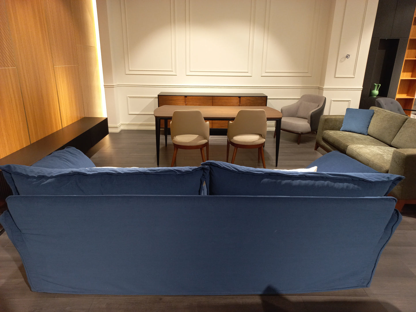 Sofa Salash - Infinty Aurora Home Decor