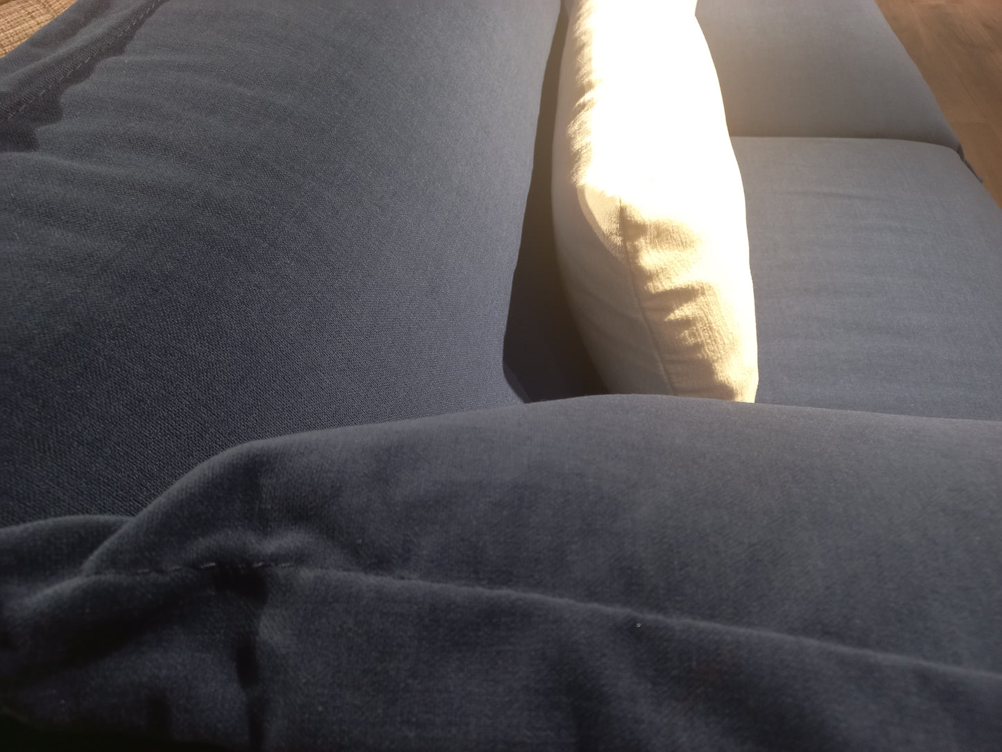 Sofa Salash - Infinty Aurora Home Decor